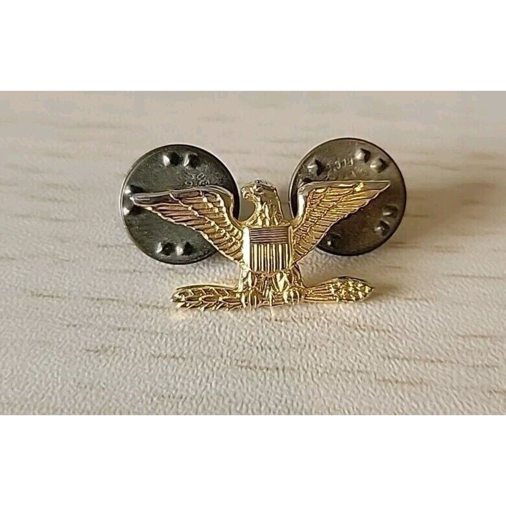 Vintage Gold Tone American Eagle with Shield Military US Badge Pin Tie Tack